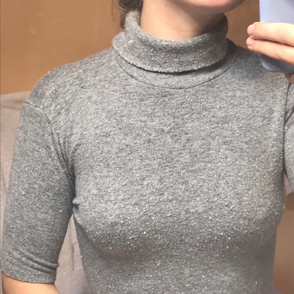 Brandy Melville wool turtle neck✨make an offer!!